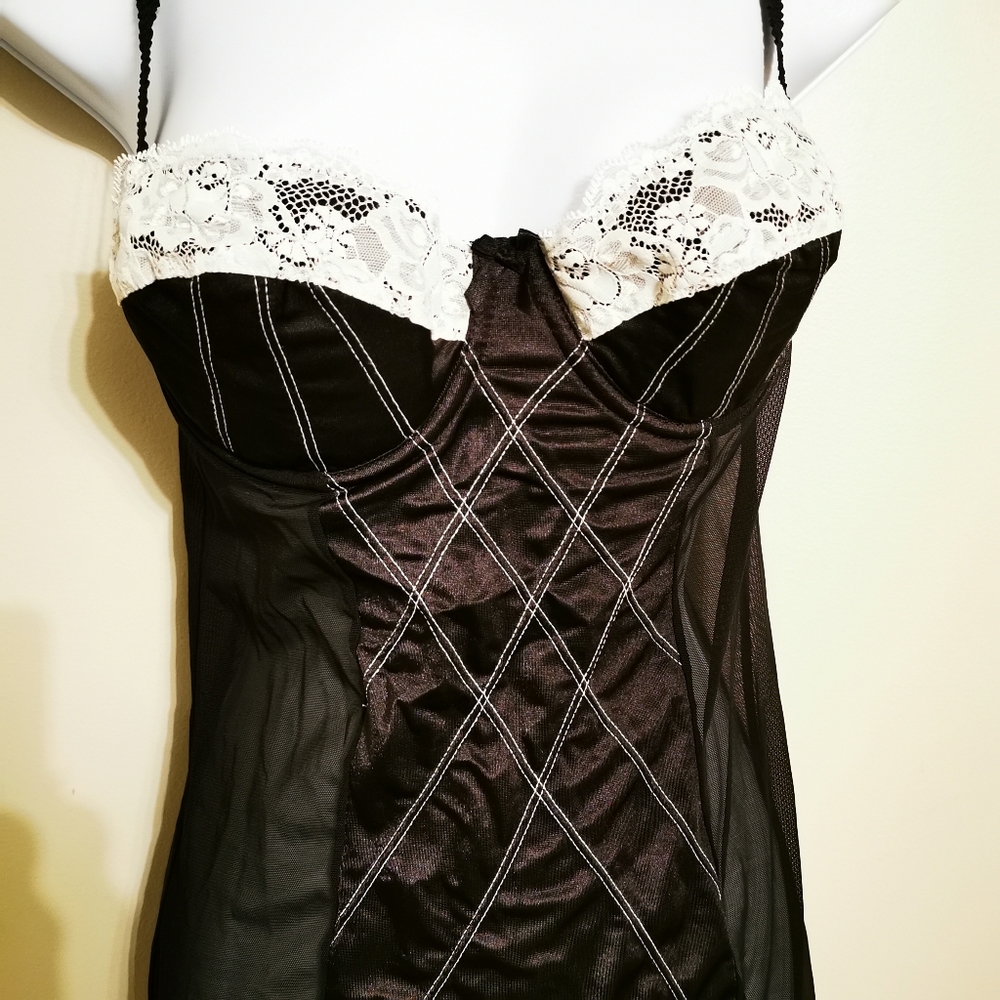 Fredricks of Hollywood Size Medium Lingerie